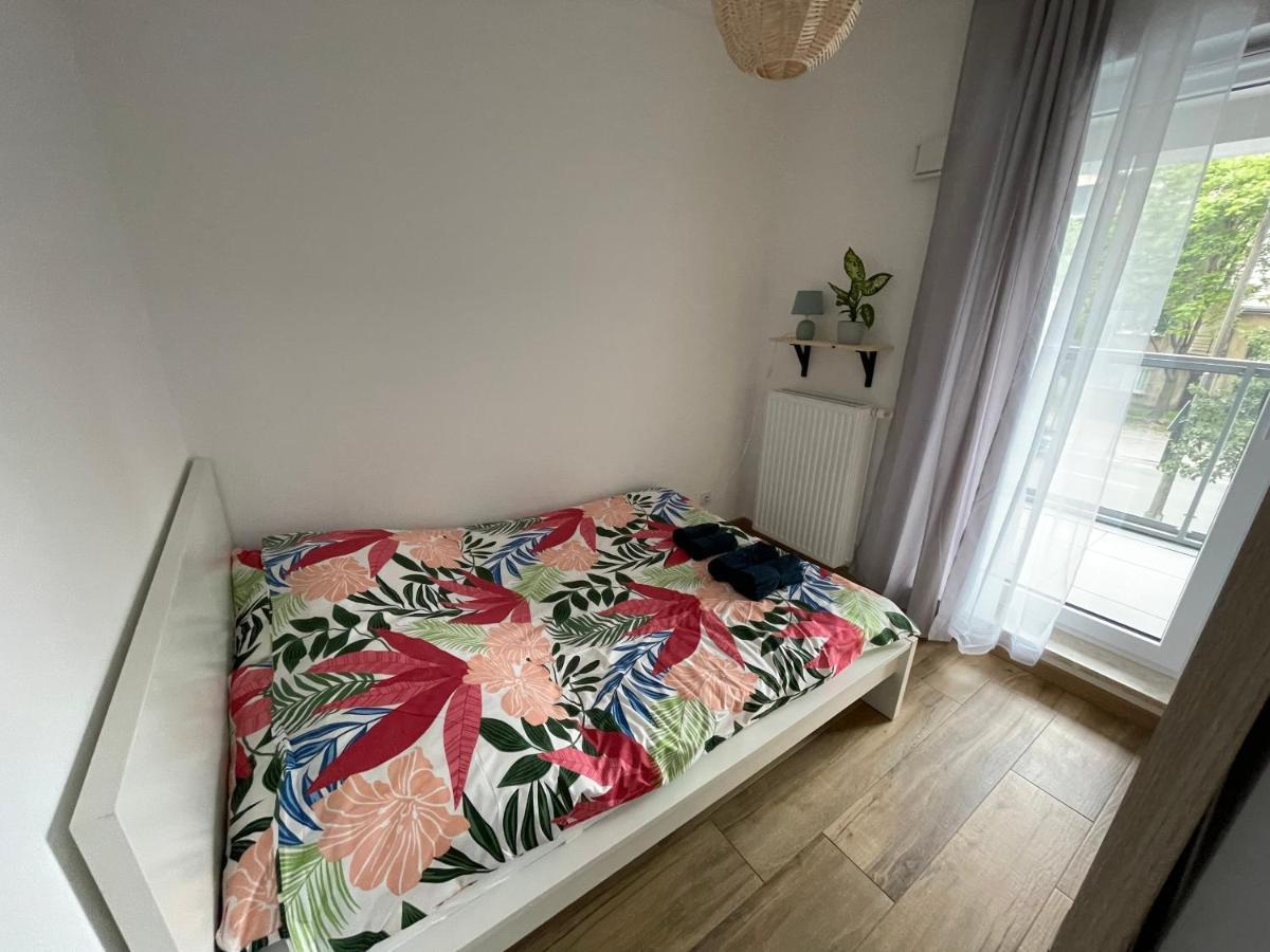 Apartamenty Siedmiogrodzka 106 Warsaw Exterior photo